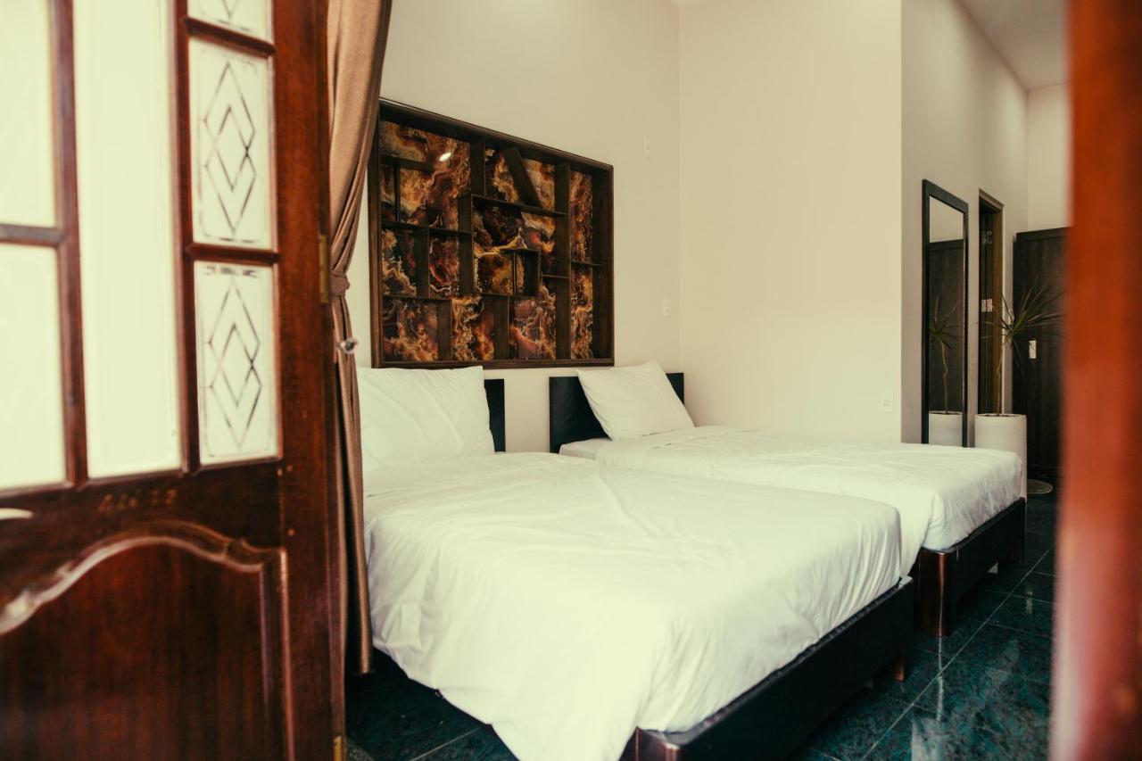 House Of Ly Apartment Hue Exterior foto